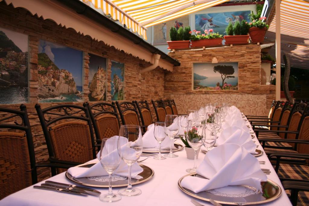 ראסטאט Hotel Restaurant Da Franco מראה חיצוני תמונה